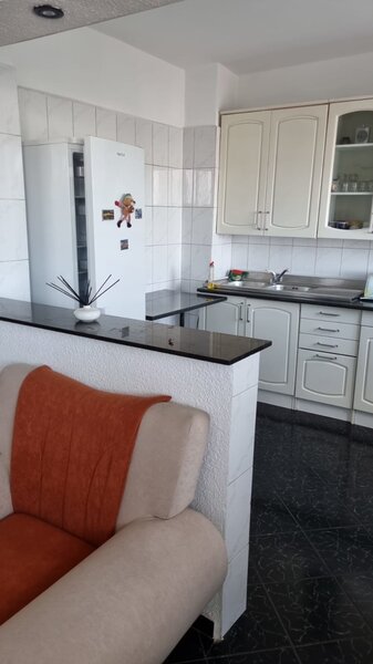 Tineretului, Serban Voda,